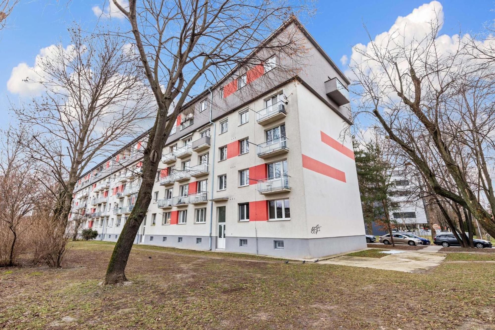 Klimatizovany Self Check-In Apartman Ruzinov Bratislava Bagian luar foto